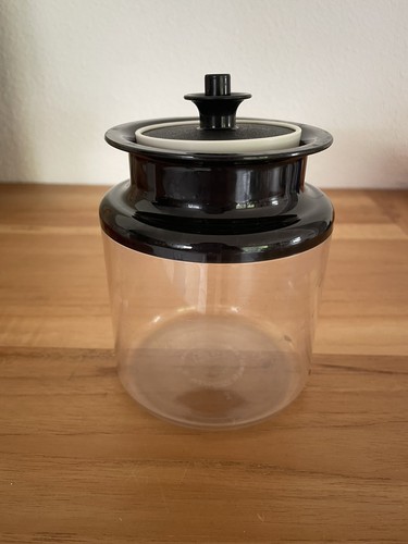 Tupperware panorama - x,